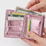 Metallic Croc Embossed Mini Wallet – Rose Pink Foldable Card Holder – Compact Coin Purse – Chic Glossy Finish