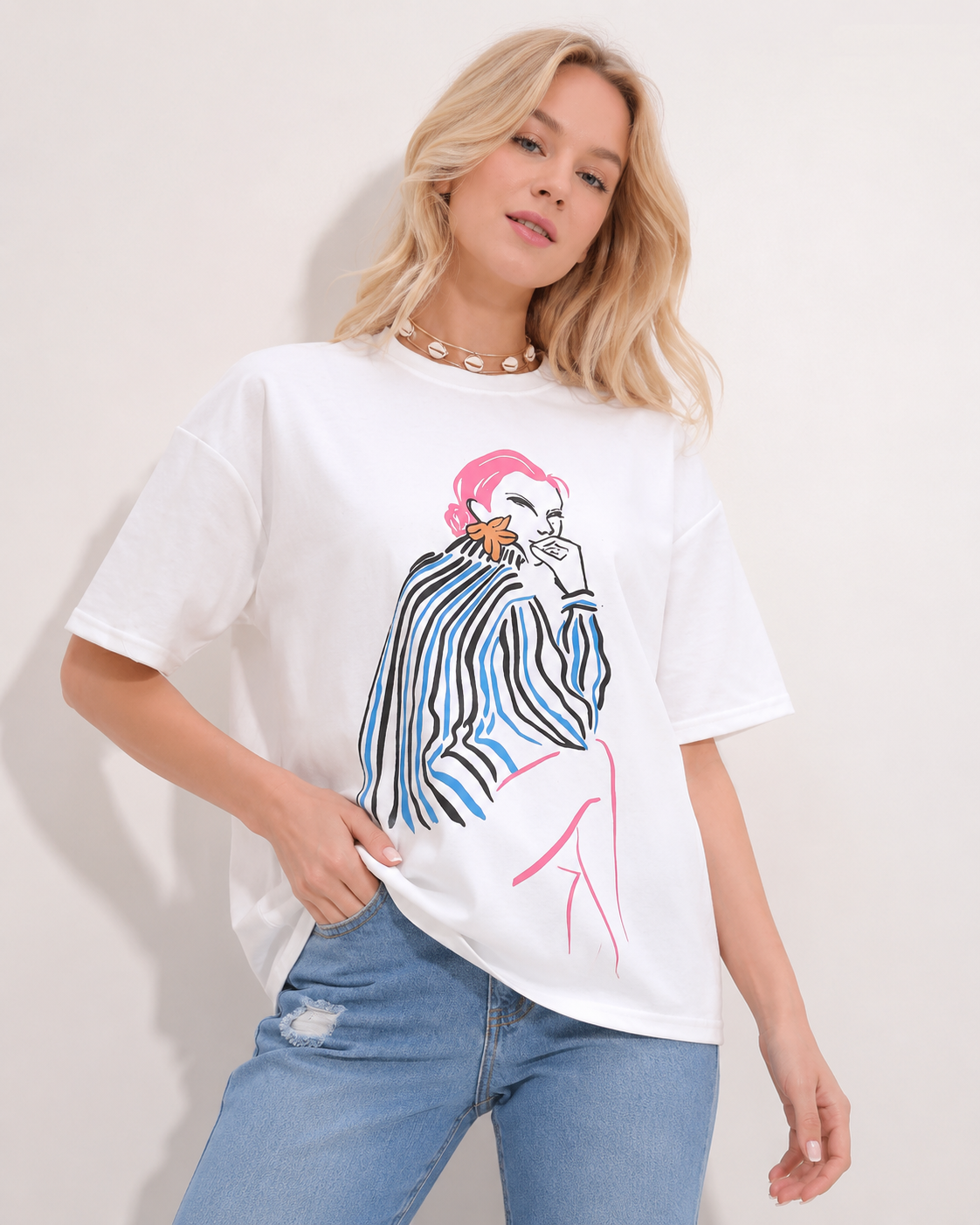Women’s White Oversized Graphic T-Shirt - SHEIN Fast Delivery in 5 Days