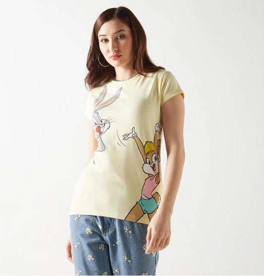 Women’s Splash Bugs Bunny Graphic T-Shirt – Light Yellow Short Sleeve Casual Top