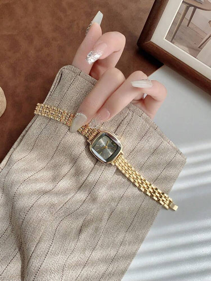 Women Classic Gold Watch – Square Dial Stainless Steel Bracelet