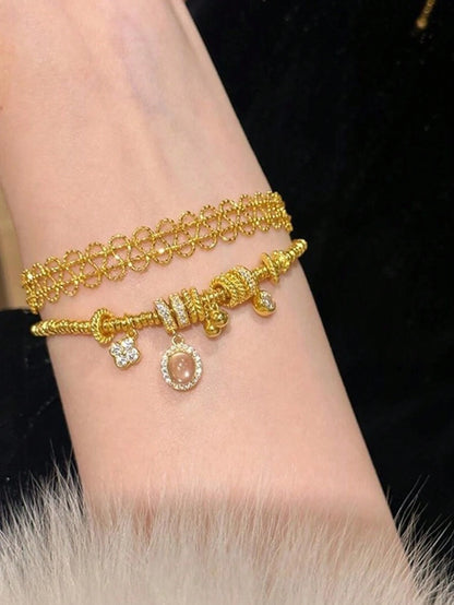 Women Elegant Gold Lace Bracelet – Delicate Floral Chain Bracelet