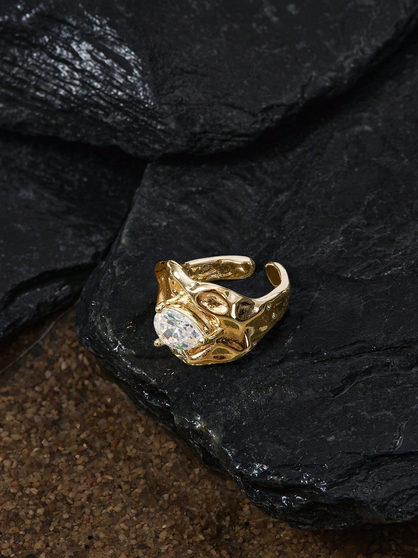 Women Gold Crystal Statement Ring – Adjustable Vintage Style