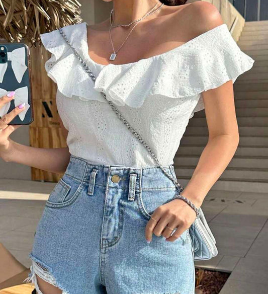 White Off Shoulder Ruffle Top – Fast Delivery in 5 Days