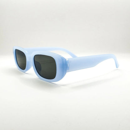 Trendy Sunglasses with a Modern Design, Perfect for Parties and Weddings â€“ In Wh