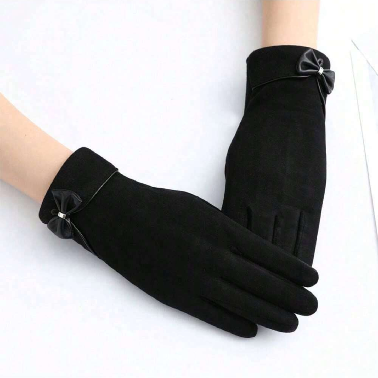 Elegant Bow Winter Gloves – Soft Touch Screen Gloves for Women