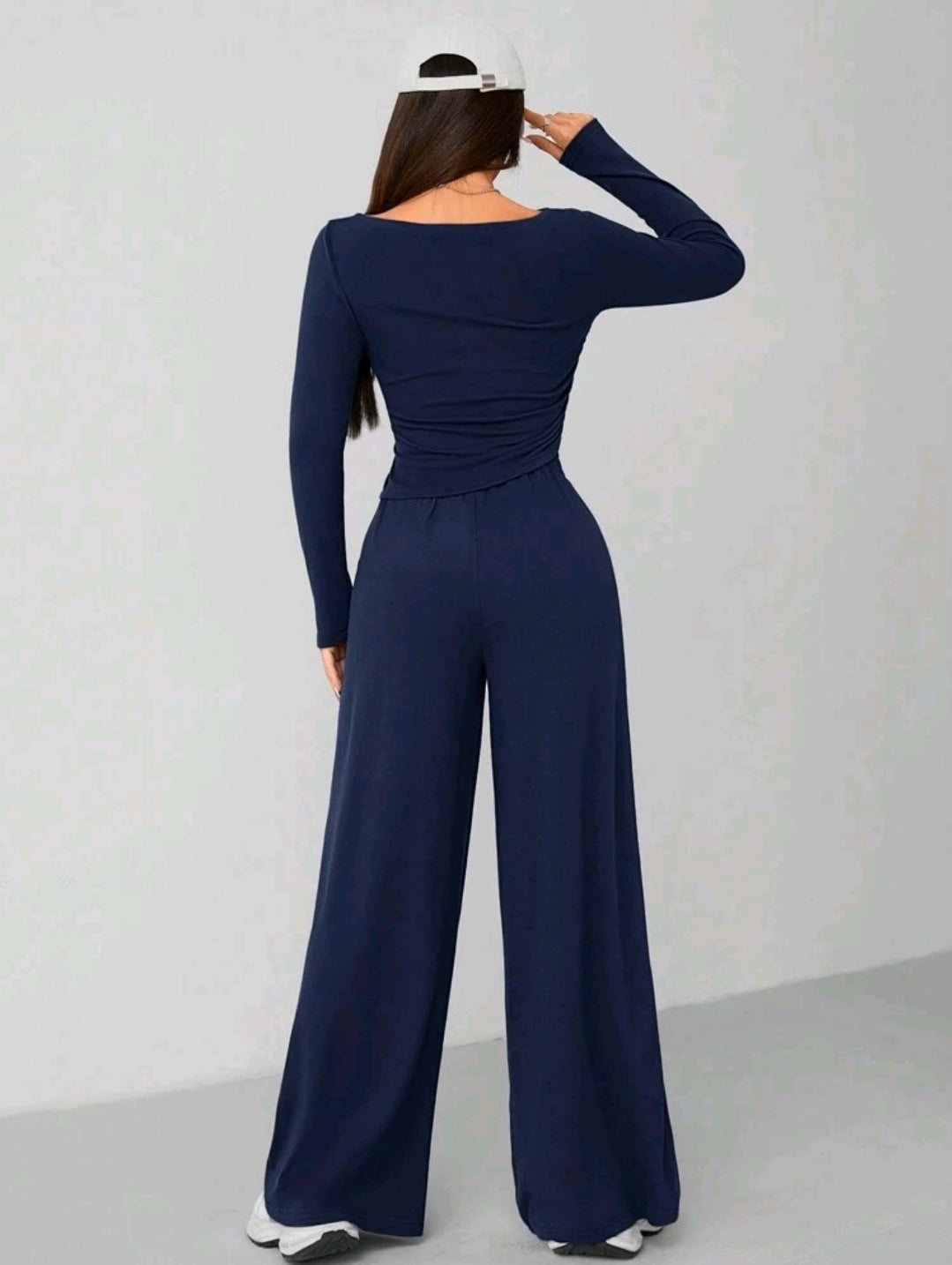 Navy Blue Women’s Two-Piece Lounge Set with Long Sleeve Top and Wide Leg Pants