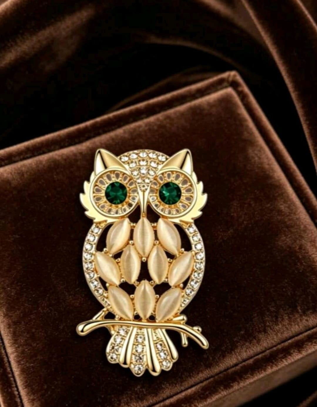 SHEIN Gold Owl Crystal Brooch Pin