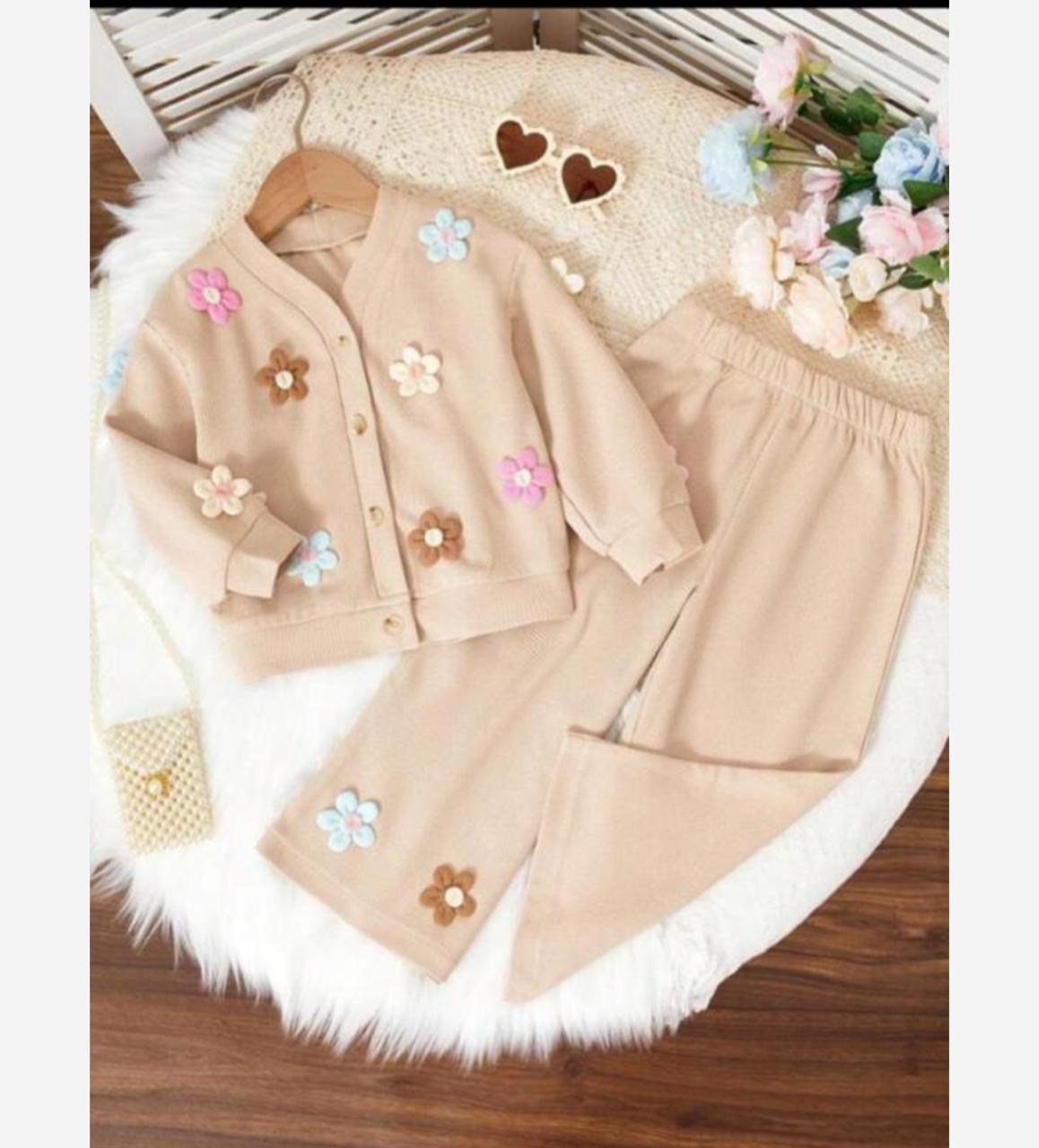 Girls Beige Floral Appliqué Cardigan and Pants Set – Cute 2 Piece Casual Outfit