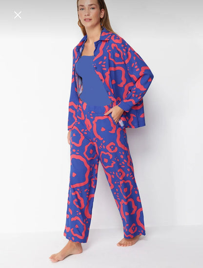 Women’s Turkish Viscose Blue Abstract Three Piece Set – Open Shirt, Bandeau Top and Wide Leg Pants