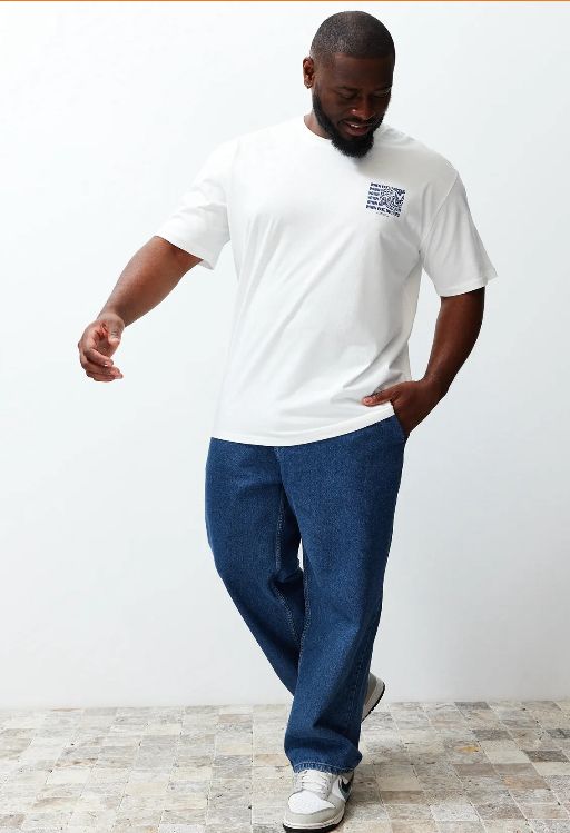 Men’s White Mini Text Graphic Cotton T-Shirt, Short Sleeve Casual Everyday Top