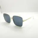 Trendy Sunglasses in Multiple Colors â€“ A Unique Look Suitable for All Occasions