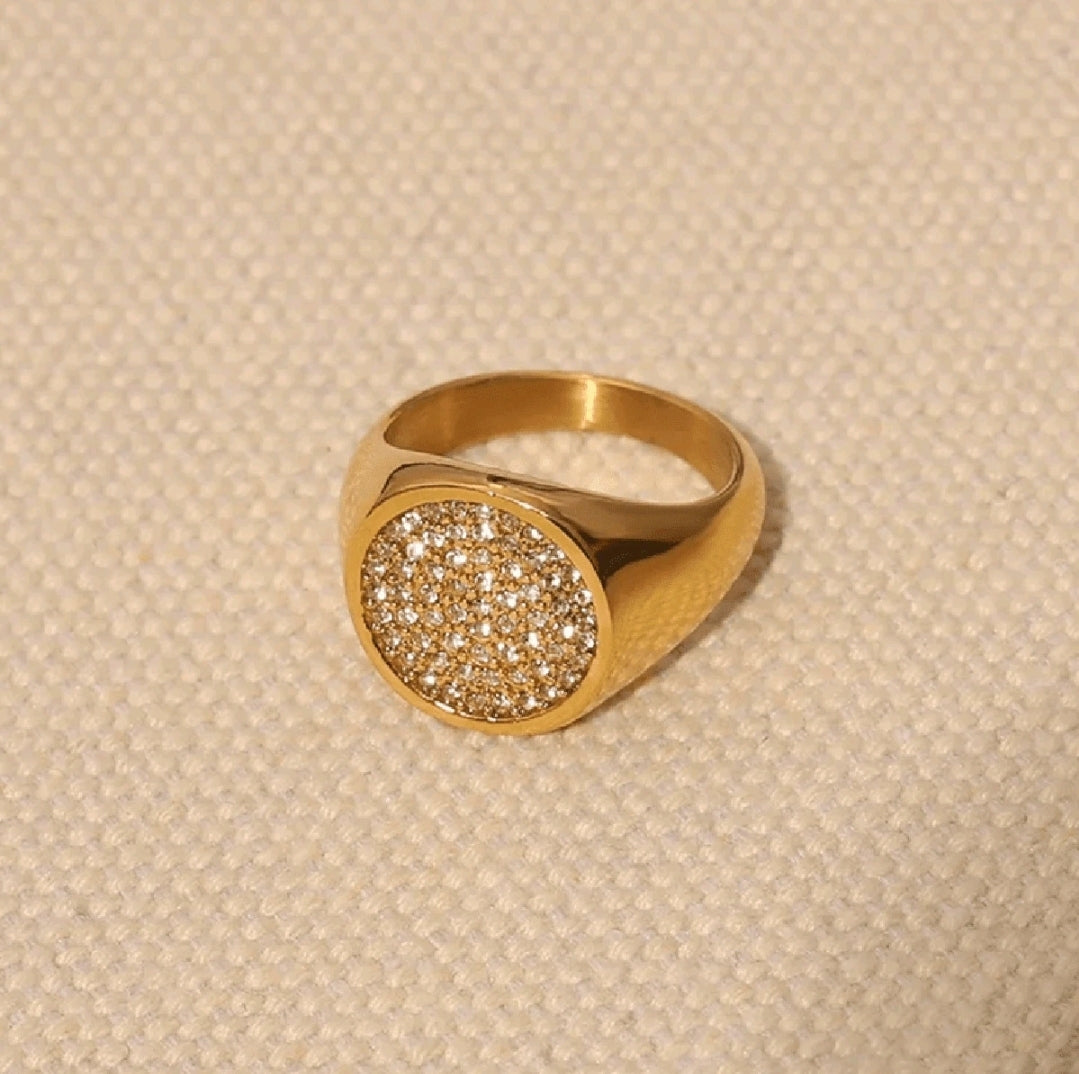 SHEIN Fast Delivery Women’s Gold Round Rhinestone Ring