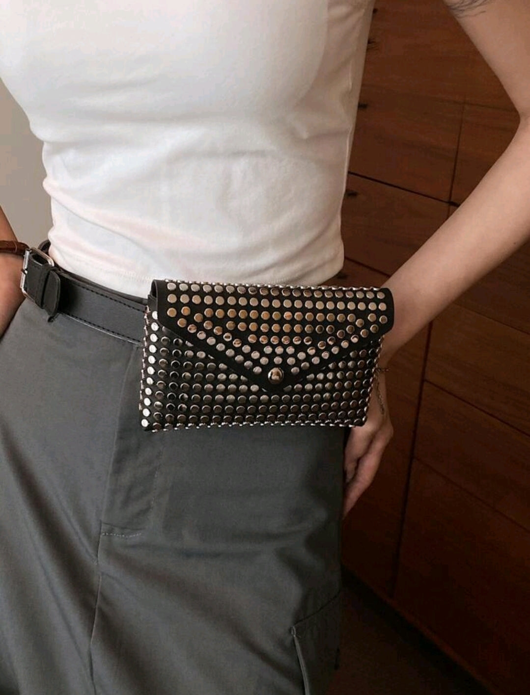 SHEIN Fast Delivery Women’s Black Studded Belt Bag