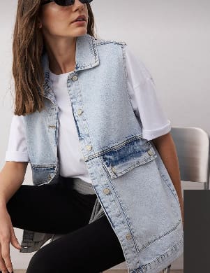 Light Wash Longline Sleeveless Denim Vest – Women’s Casual Button Front Layering Jacket