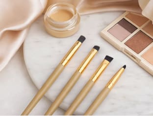 4-Piece Precision Makeup Brush Set – Soft Detail Eye & Concealer Brushes – Gold Ferrule Cosmetic Brush Kit