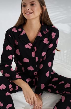 Black Heart Print Cotton Pajama Set for Women – Soft Button Down Sleepwear Set