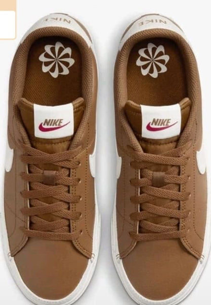 Nike Court Legacy Low-Top Sneakers for Men and Women, Brown and White Casual Lace-Up Shoes