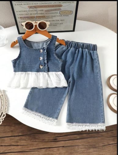 Girls Denim Sleeveless Top & Wide Leg Pants Set with White Lace Trim – Blue Casual Summer Outfit