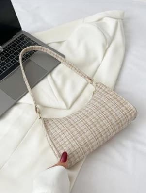 Women’s Beige Tweed Shoulder Bag