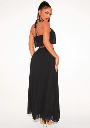 SHEIN Women’s Black Halter Cut-Out Maxi Dress