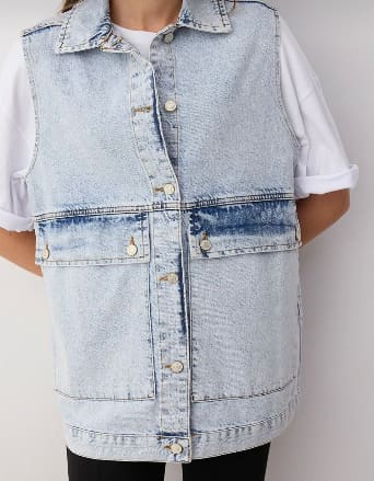 Light Wash Longline Sleeveless Denim Vest – Women’s Casual Button Front Layering Jacket