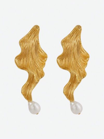 Women Gold Pearl Drop Earrings – Abstract Wave Design