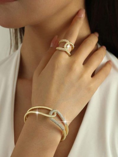 Women Luxury Jewelry Set – Gold Crystal Necklace & Adjustable Ring