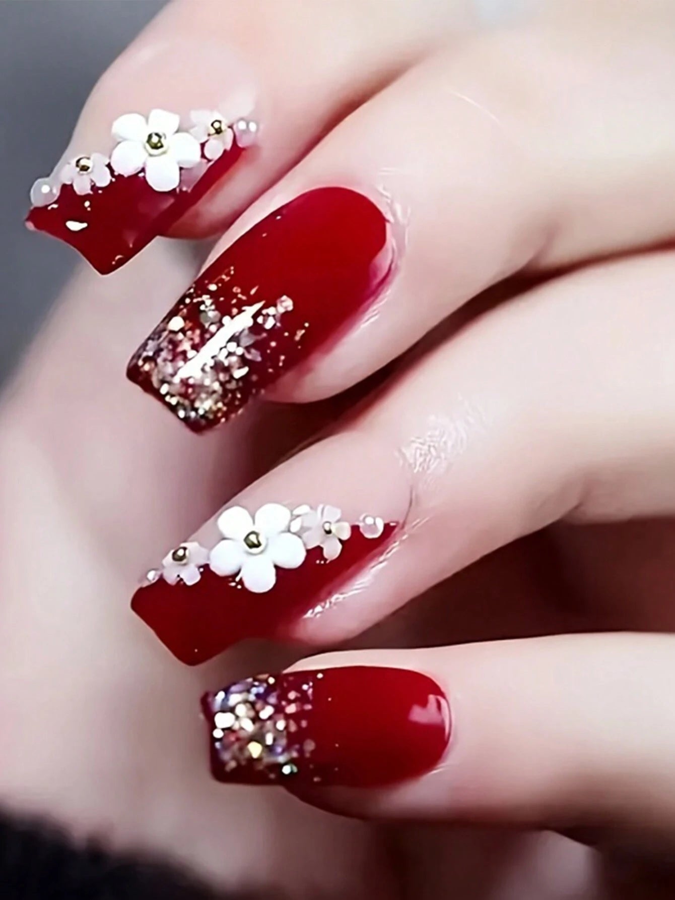 Red Floral Press On Nails – 24 Pieces Glossy Glitter 3D Flower Square Acrylic False Nail Set for Women