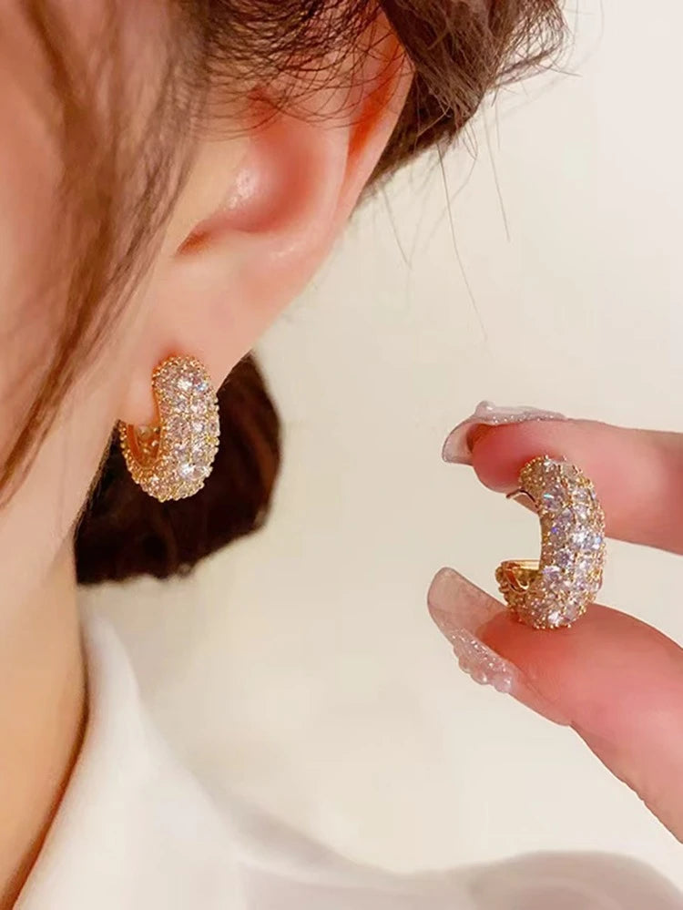 Women Luxury Crystal Hoop Earrings – Gold Sparkling Huggie Earrings