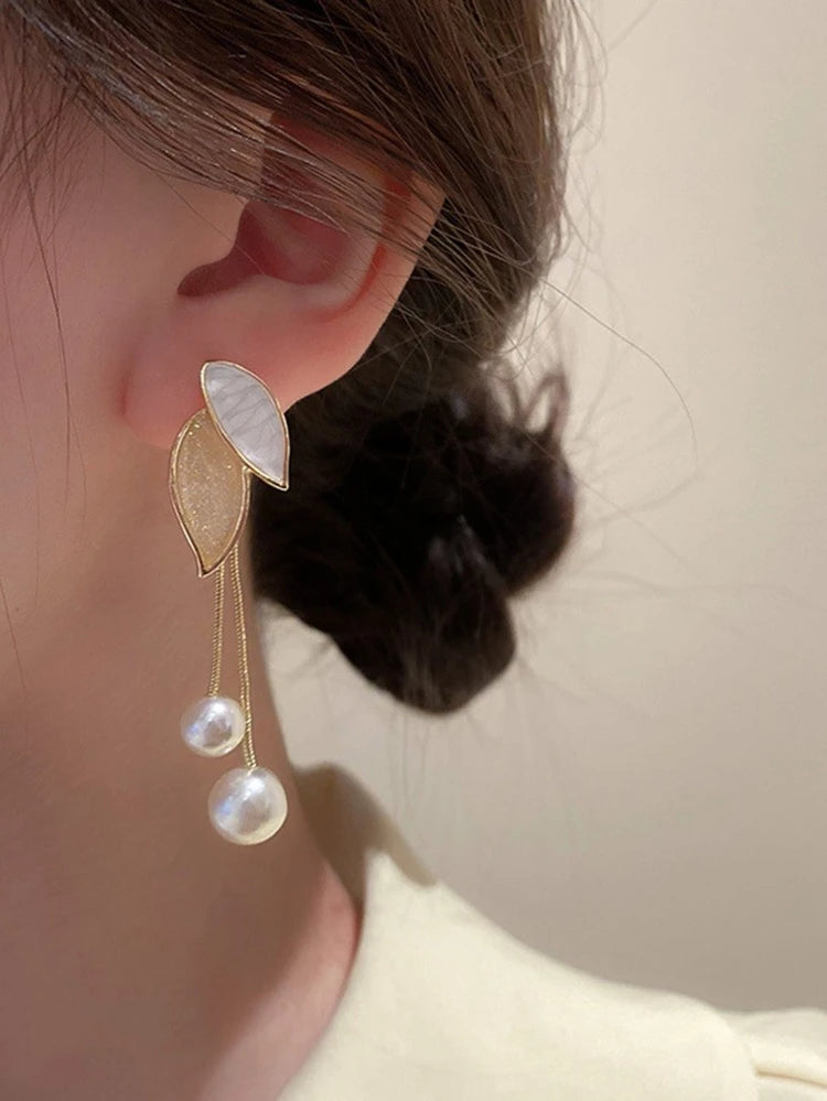 Elegant Leaf Pearl Drop Earrings – Gold Tone Minimalist Statement Earrings for Women