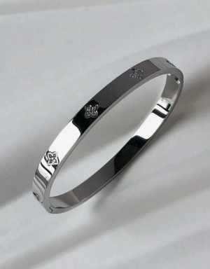Minimalist Silver Bangle with Delicate Engraved Details
