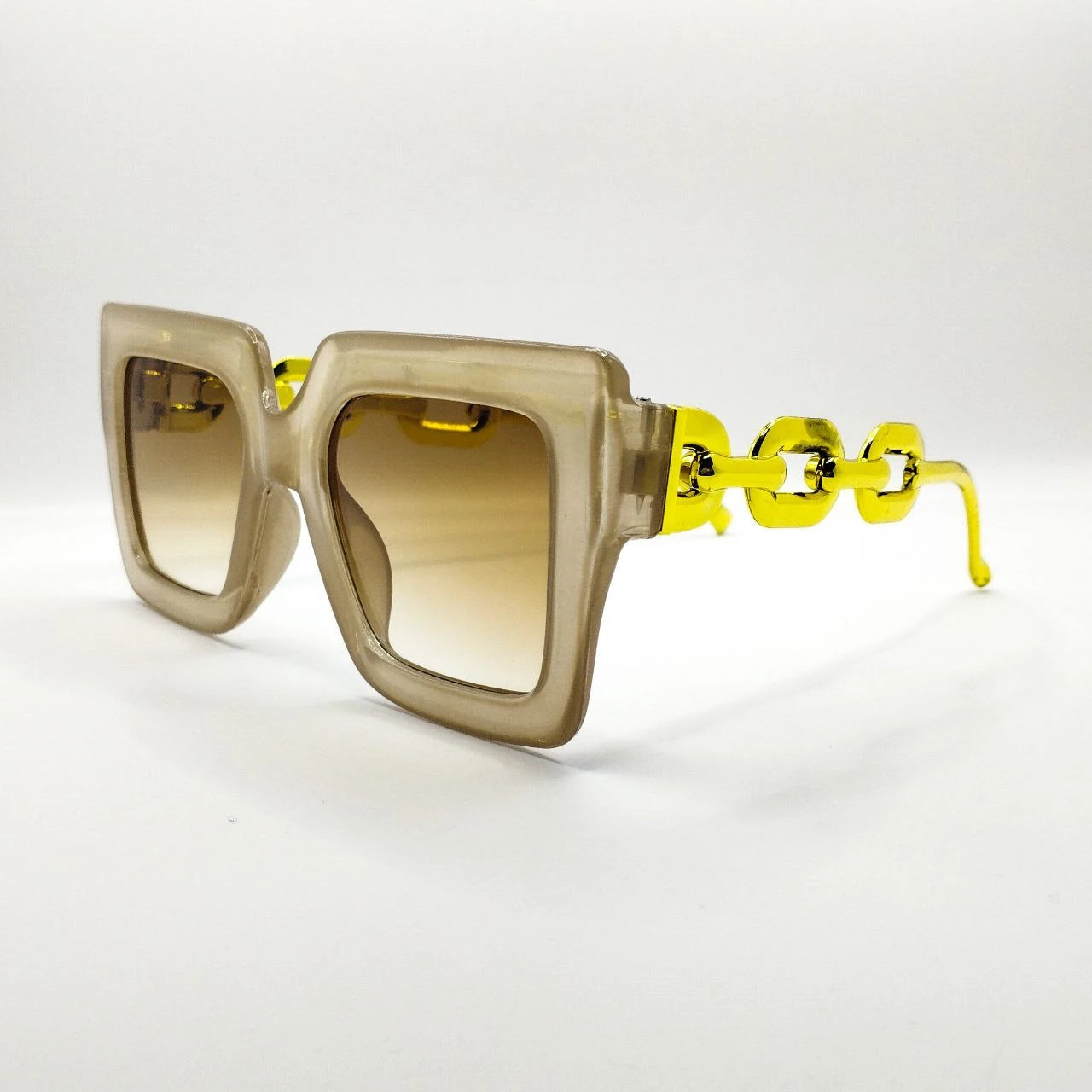 Chain Chic Shades – Square Frame with Gradient Lenses and Bold Yellow Arms