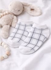Girls Ankle Socks – White Short Socks with Grey Plaid Pattern