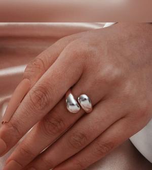 Open Silver Ring – Modern & Elegant