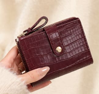 Women’s Burgundy Crocodile Pattern Mini Wallet – Elegant Small Zip Card Holder